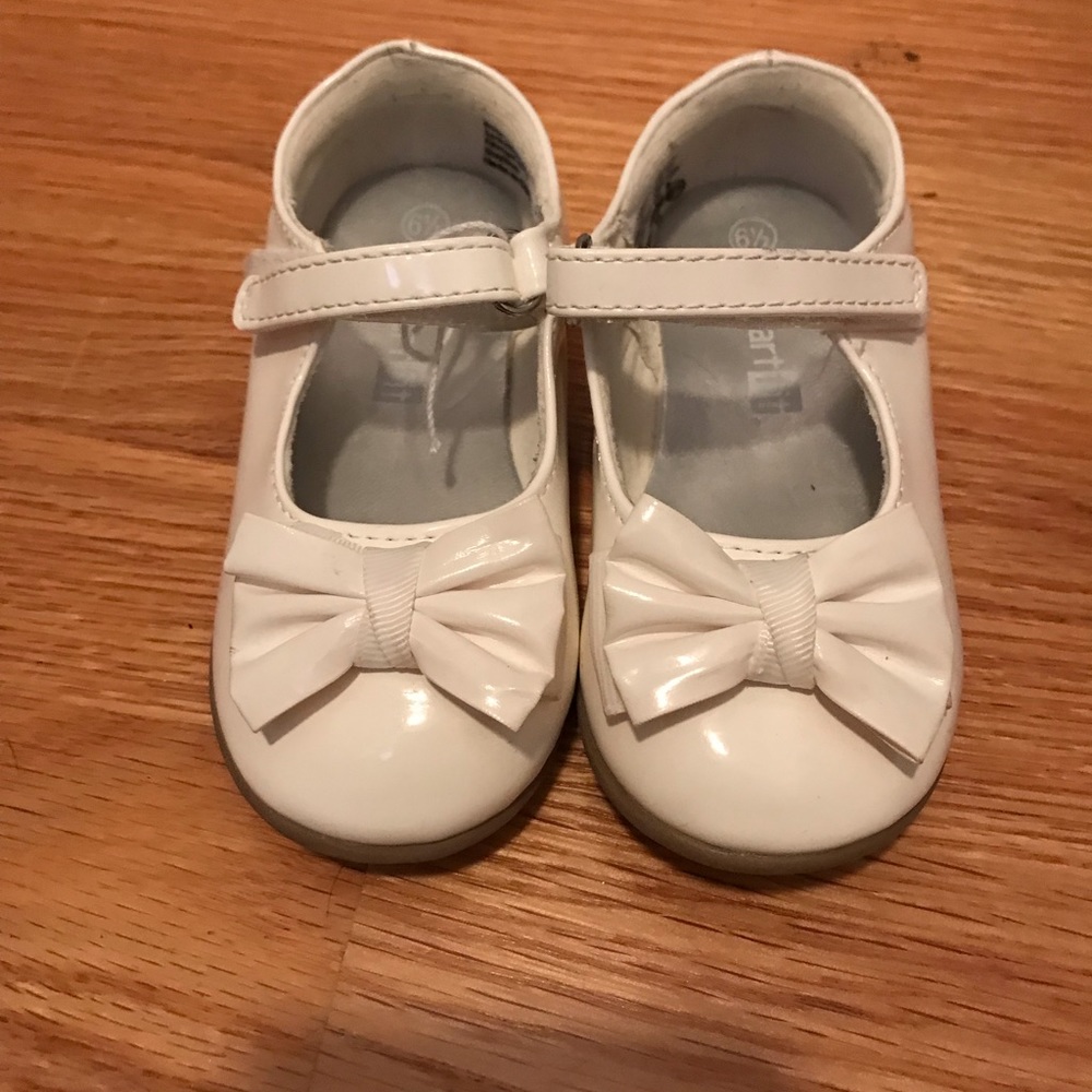 Carters white patent leather shoes with strap